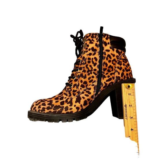 Torrid lace-up chunky hiker bootie cheatah heel boot zipper tie lace Sz 10WW - Picture 9 of 11
